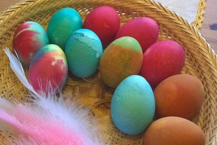 Färga ägg