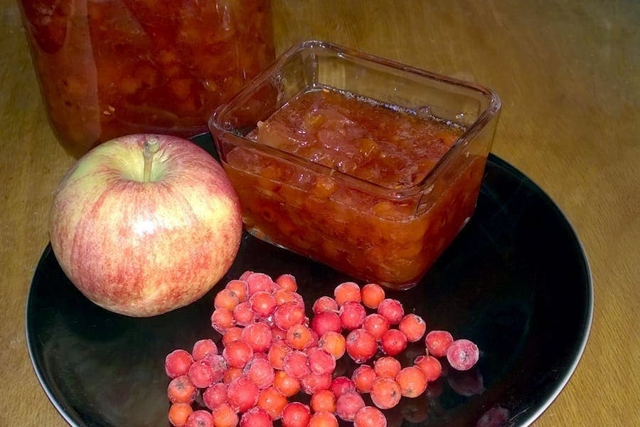 Rönnbär- och äpplemarmelad